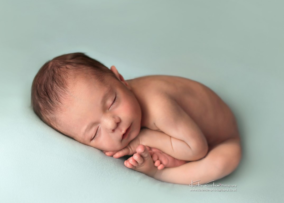 Womb pose - Newborn photography posing - Kate Eden Photography - Milton Keynes London Newborn Photographer