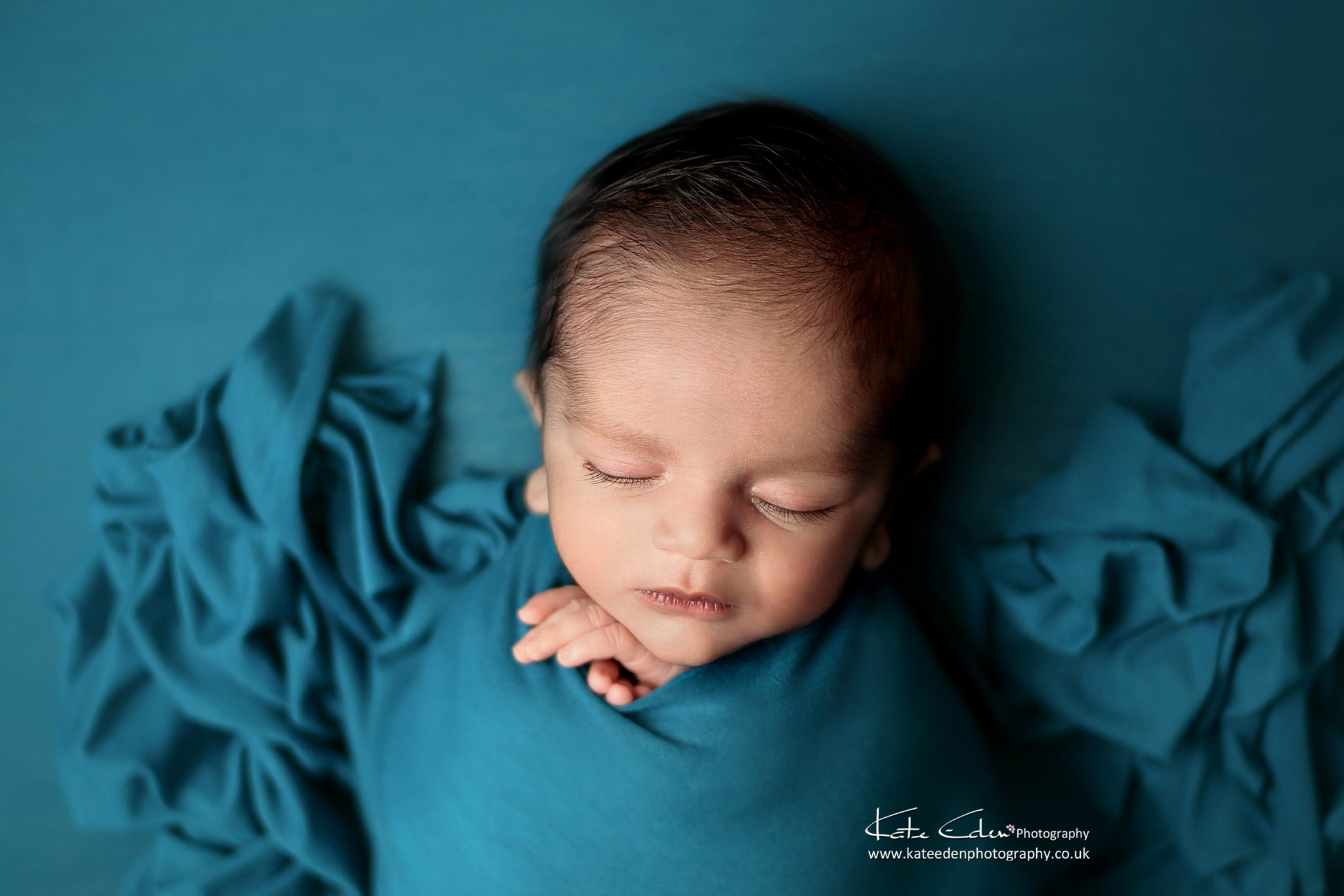 Newborn photoshoot in Milton Keynes - Kate Eden Photography