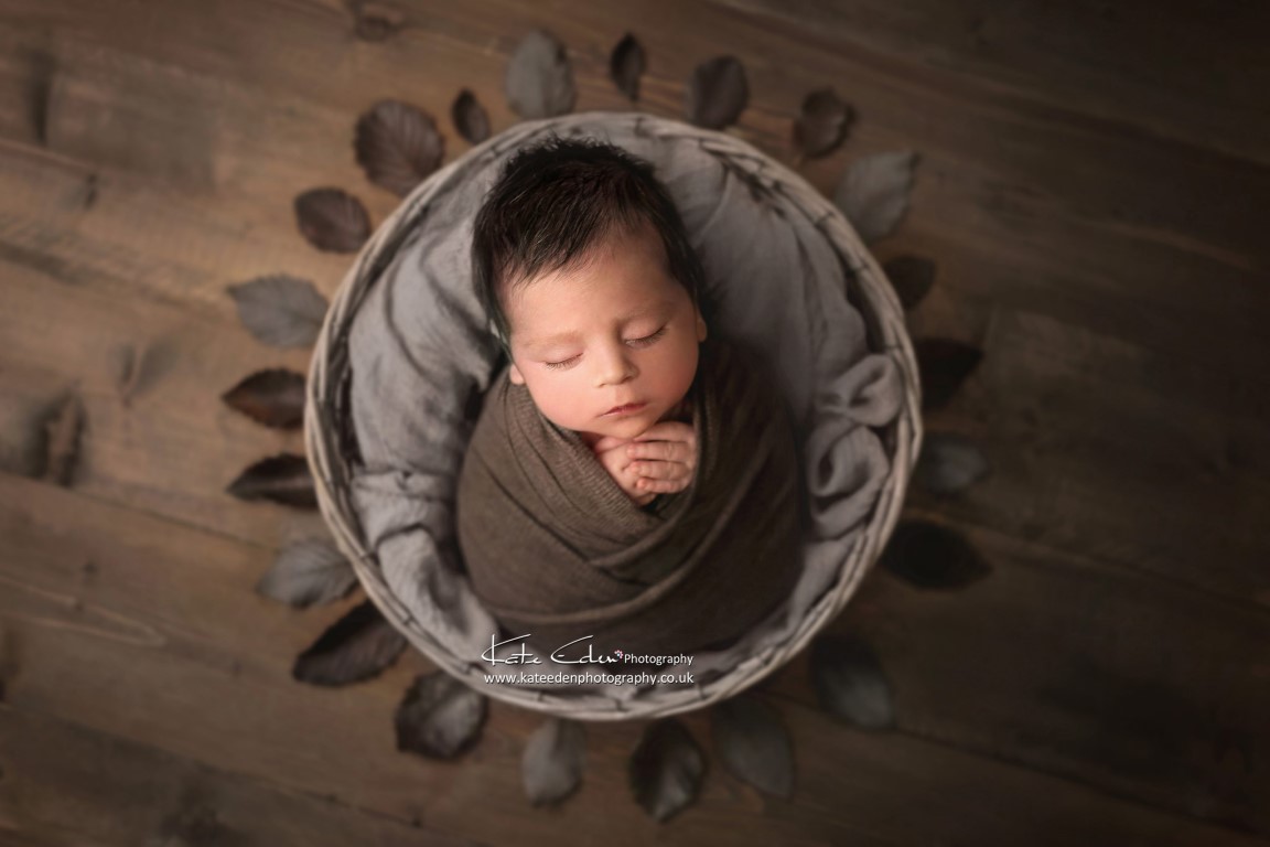 Autumn newborn photo - Kate Eden Photography - Milton Keynes newborn photographer