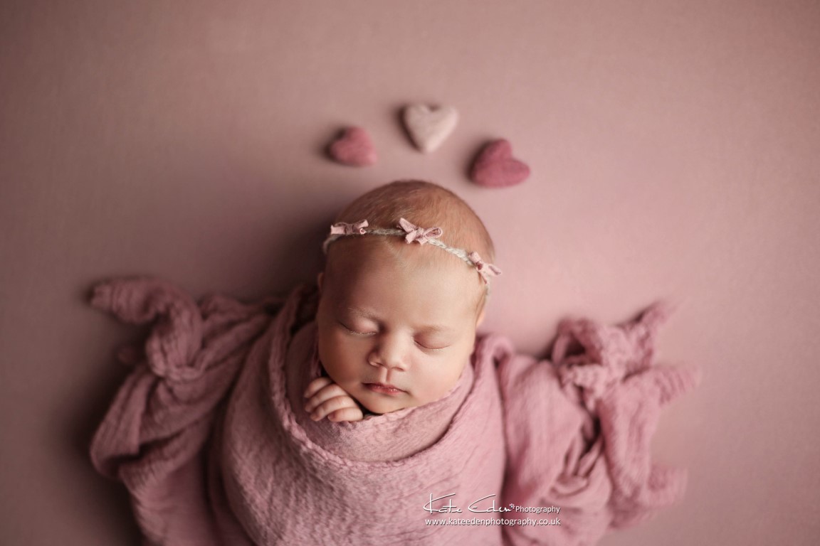 Newborn baby photoshoot in Milton Keynes | Kate Eden Photography