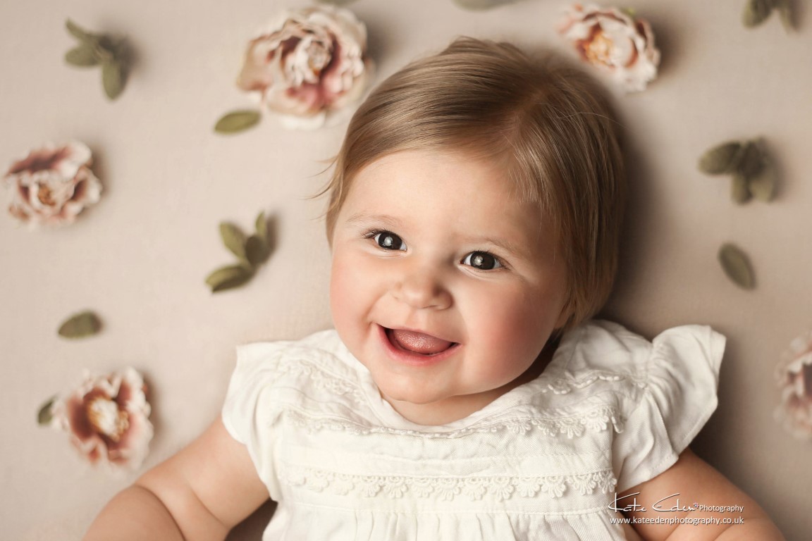 Milton Keynes baby Photographer|Kate Eden Photography |  sitters