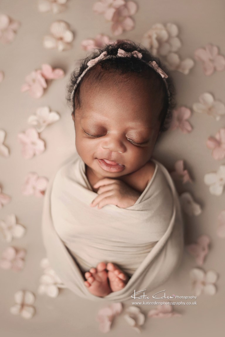 Newborn photoshoot in Milton Keynes_Kate Edn Photography