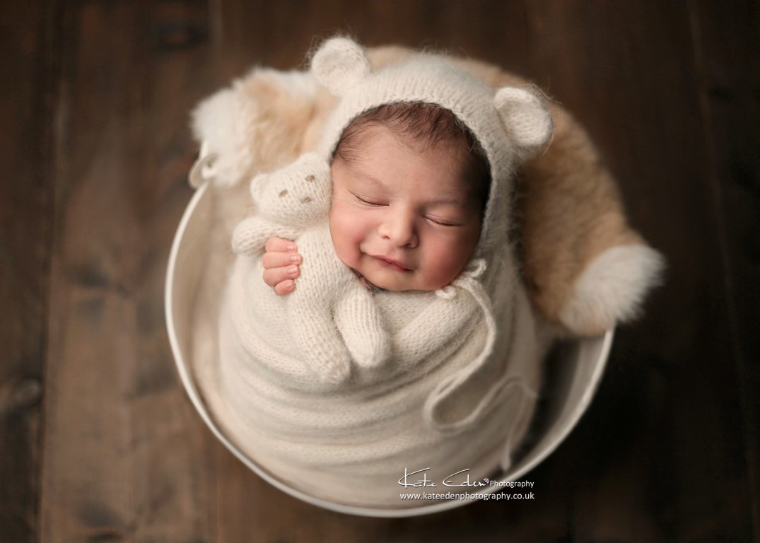 Milton Keynes newborn photographer_Kate Eden Photography